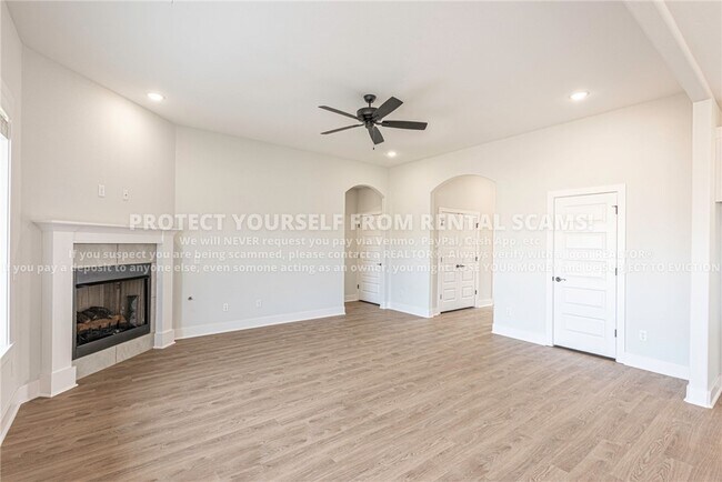 Photo - 6050 W Mecklin St