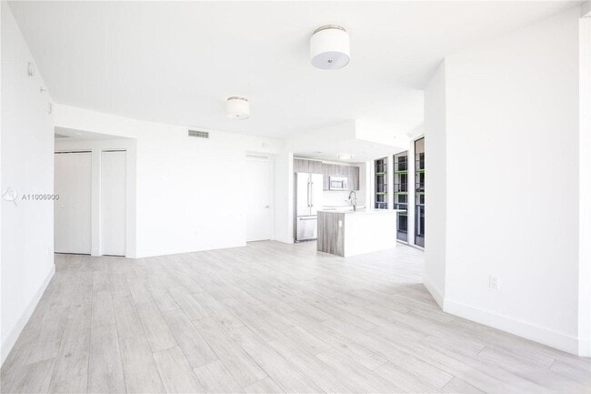 Photo - 488 NE 18th St Unit 2200