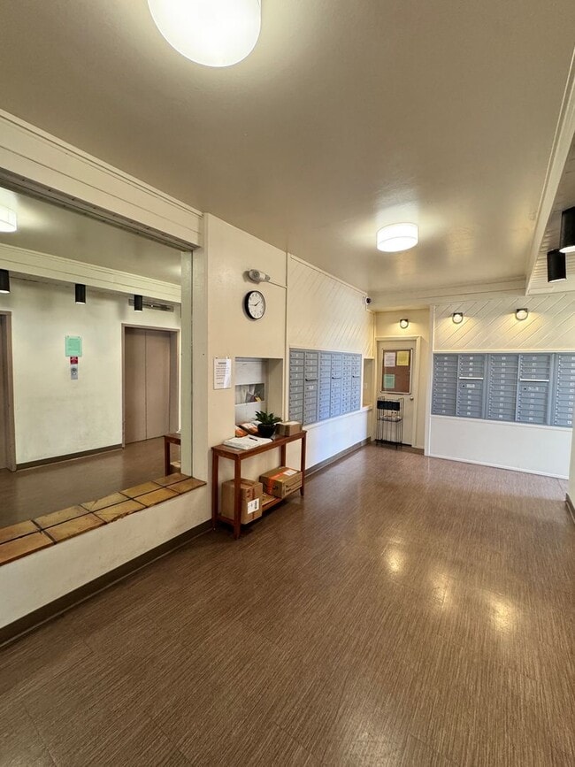 Photo - Bright and Breezy 2 bed, 1.5 bath, 1 covered parking top floor condo in Makiki!!