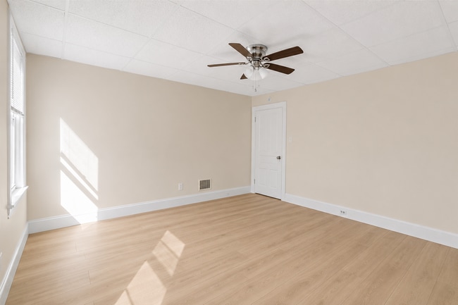 Photo - 833 Stanton Ave Unit 3rd Floor