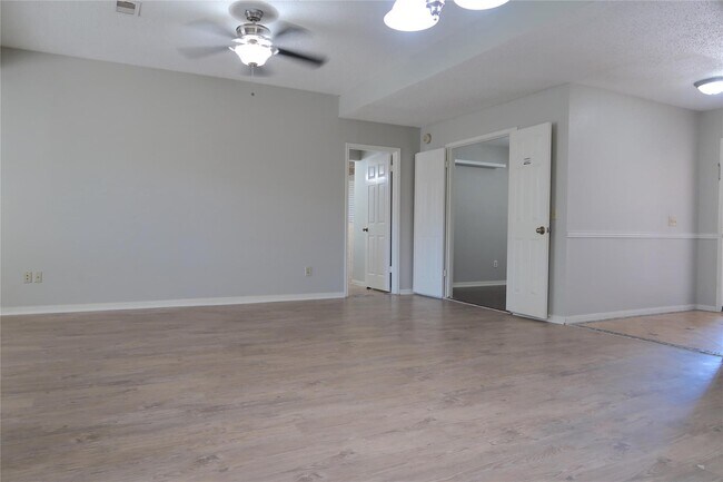 Photo - 7507 Sunny Oaks Way