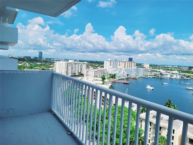 Photo - 137 Golden Isles Dr Unit 1510