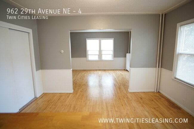 Photo - 962 29th Ave NE Unit 4