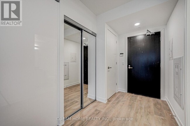 Photo - 501 Yonge St Unité 4005