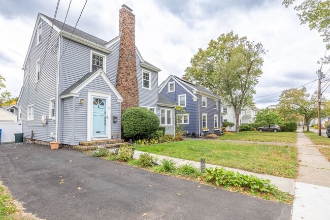 Photo - Charming 3-Bedroom Home in the Heart of Sp...