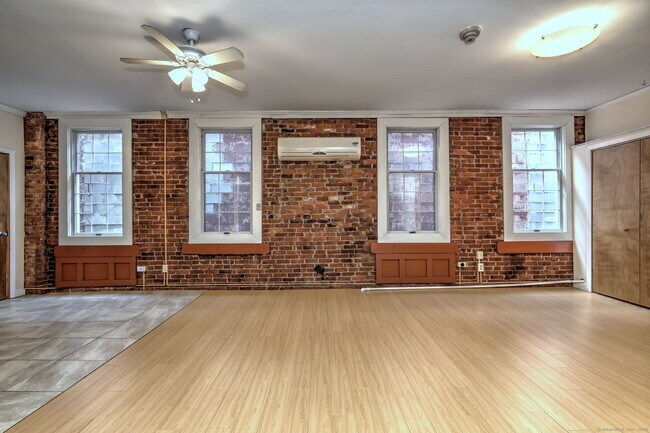 Photo - 844 Grand Ave Unit 2