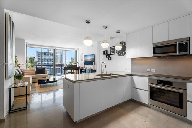 Photo - 68 SE 6th St Unit 1704