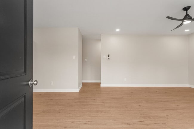 Photo - 1710 Crescent Dr