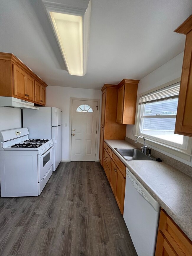 Photo - 1265 El Camino Real Unit El Camino 1265-4