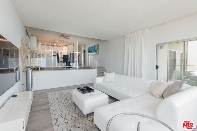 18063 W Coastline Dr Unit 3