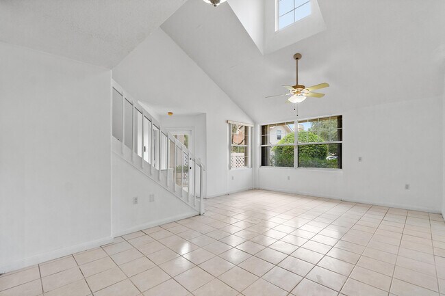 Photo - 8111 Northboro Ct