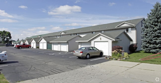 Primary Photo - Deerfield Townhomes