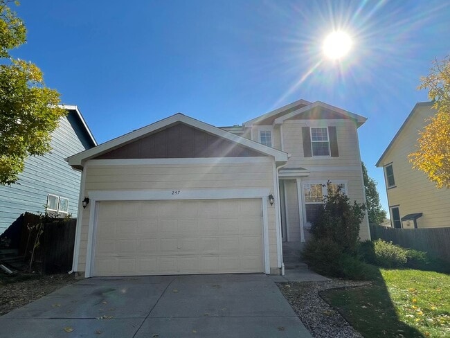 Building Photo - 3Bed 3Bath Home In Erie Available July!