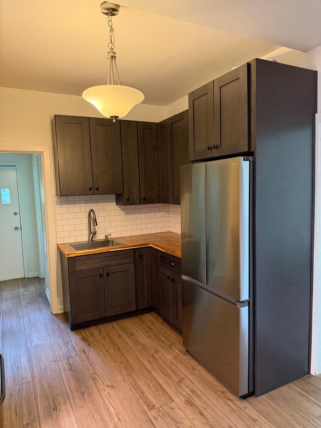 Photo - 836 Collins St Unidad 1