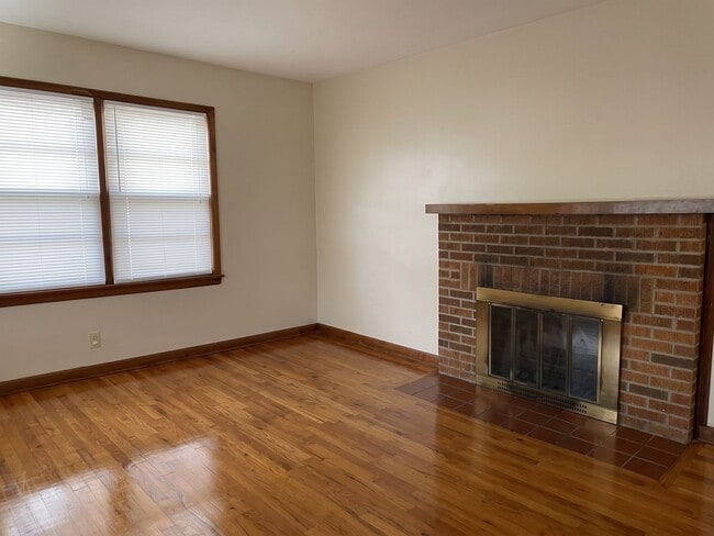 1912 S Fremont Ave