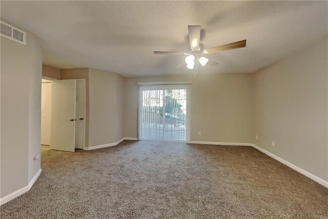 Photo - 4901 Duncan Wood Dr