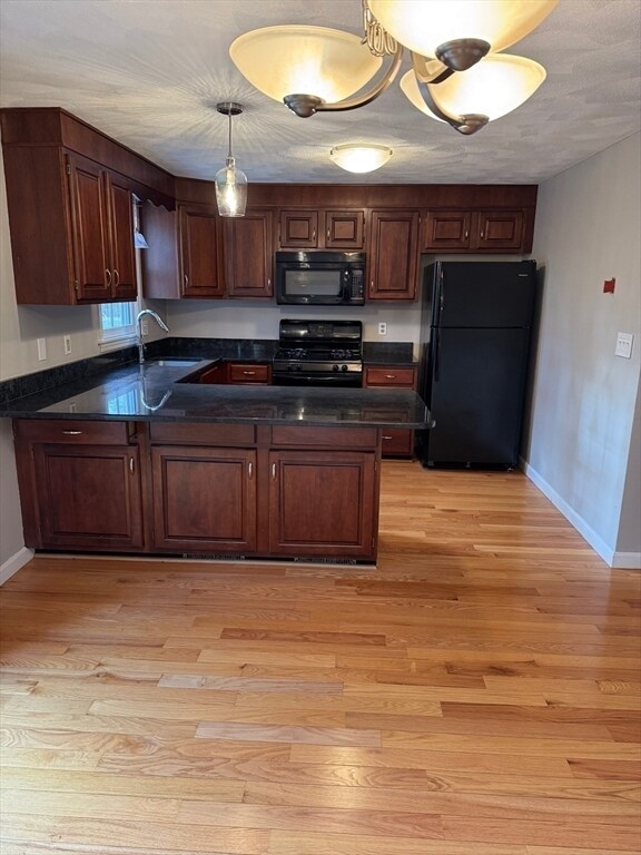 Photo - 887 Wellman Ave Unit 887