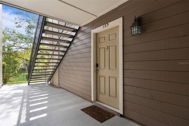 Building Photo - 241 Afton Square Unit 103