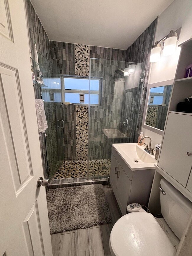 Photo - 1345 NE 15th Ave