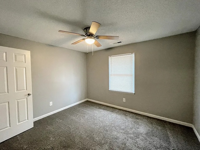 Photo - 4419 Torrance Dr NW Unit D