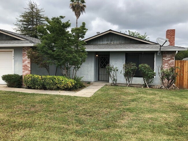 Building Photo - 3 bedroom 2 bathroom house in Turlock