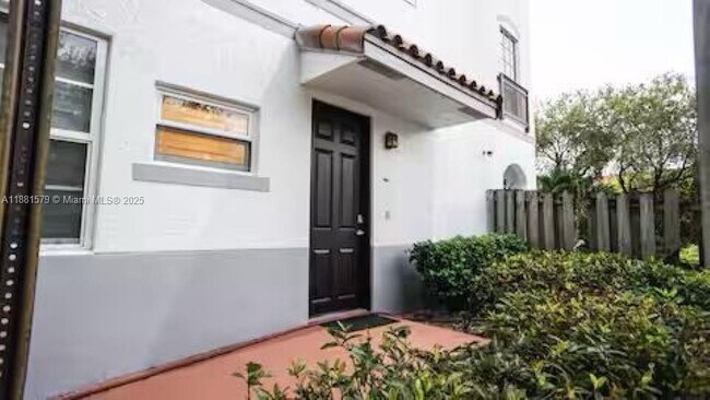 Building Photo - 785 SW 148th Ave Unit 1415 Rental