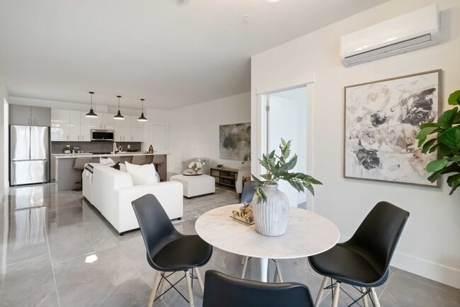 Photo - 1414 Main St Unit 101