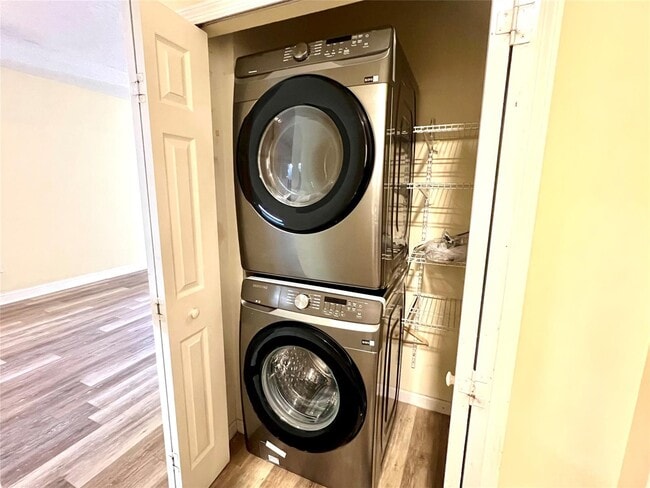 Photo - 7893 N Southwood Cir