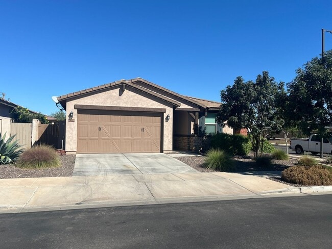 Photo - 14052 W Valentine St