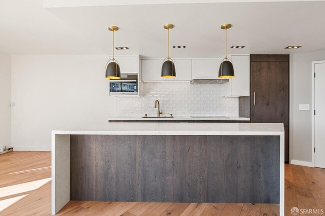 Photo - 1200 Gough St