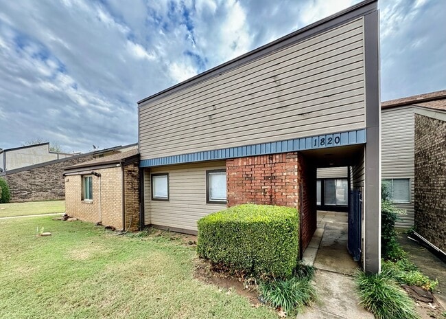 Photo - 1820 Three Stars Rd