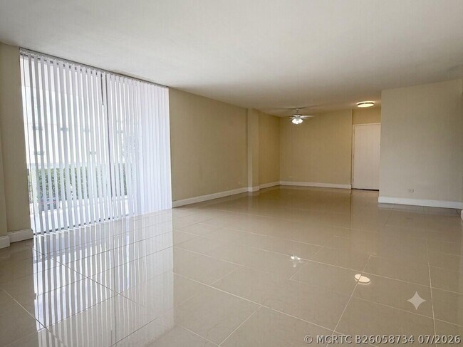 2800 N Flagler Dr Unit 211