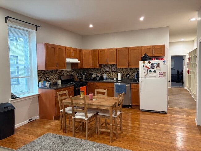 Photo - 211 Sumac St Unidad 1