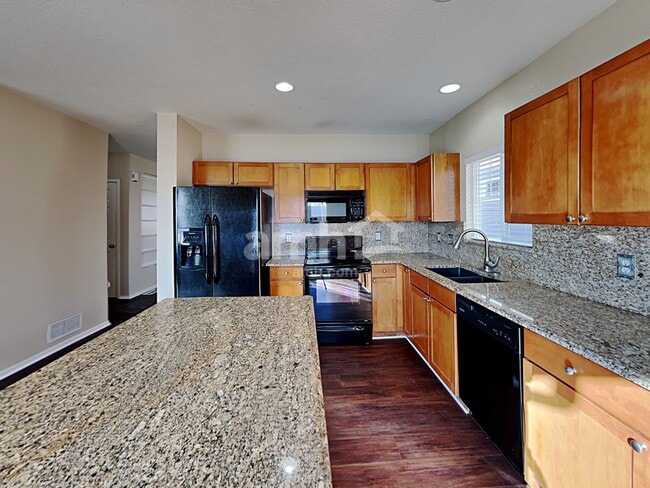 Photo - 10936 E 112th Pl