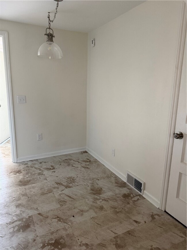 61 Fernboro Rd