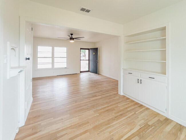 Photo - 2509 39th St