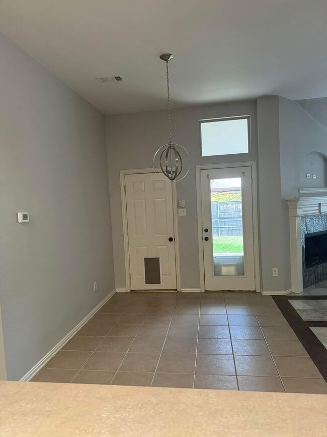 Photo - 1398 Forest Oaks Ct