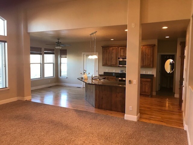 Photo - 6 Bd/3 Ba Single Family Home in West Haven