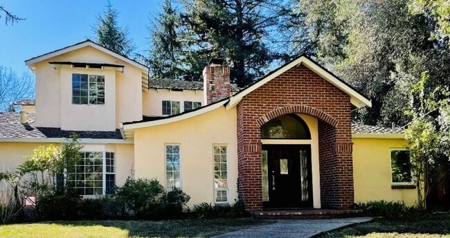 Building Photo - 24 Coronado Ave Unit 1