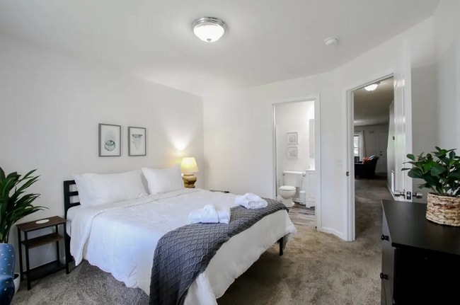 Photo - 1506 E Henry St