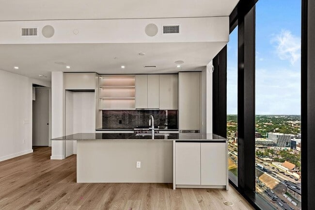 Photo - 610 Davis St Unit 2902