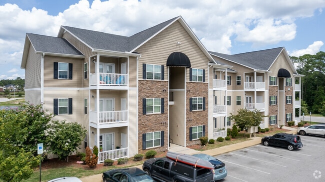 Photo - Crystal Lakes and Kingsley Apartments & Townhomes