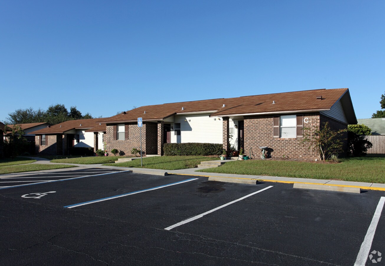 Photo - Sierra Village