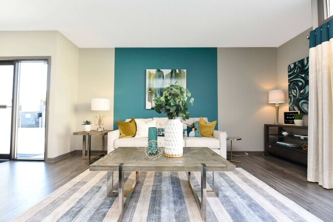 Leasing Office