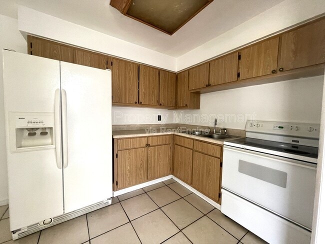 Photo - 623 Joel Blvd