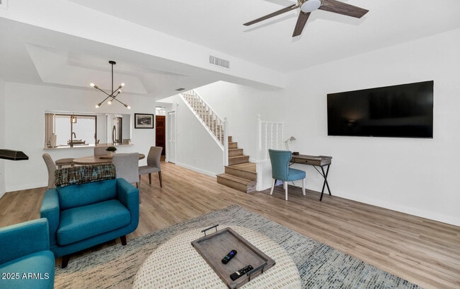 Photo - 3037 E Rose Ln