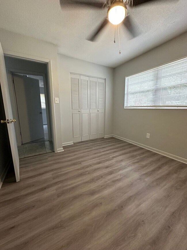 Photo - 4140 NW 32nd St