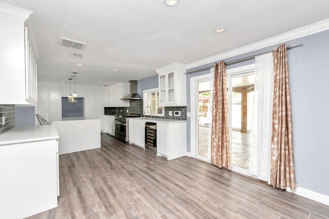 Photo - 12418 Mill Ridge Dr