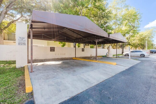 Legacy Palm Gardens