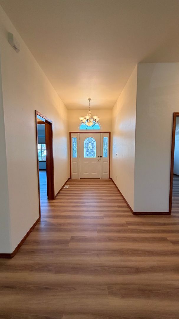 Photo - 106 Prestwick Ln